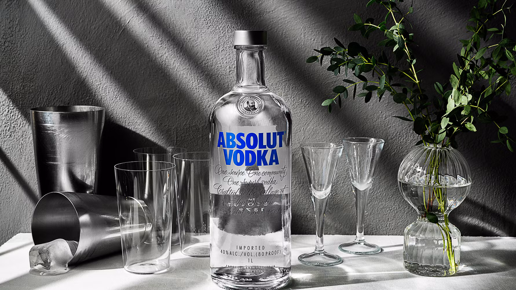 Beluga || VOX || BULLDOG Sales -Beluga || VOX || BULLDOG Sales Absolut bottle 50recycled Landscape